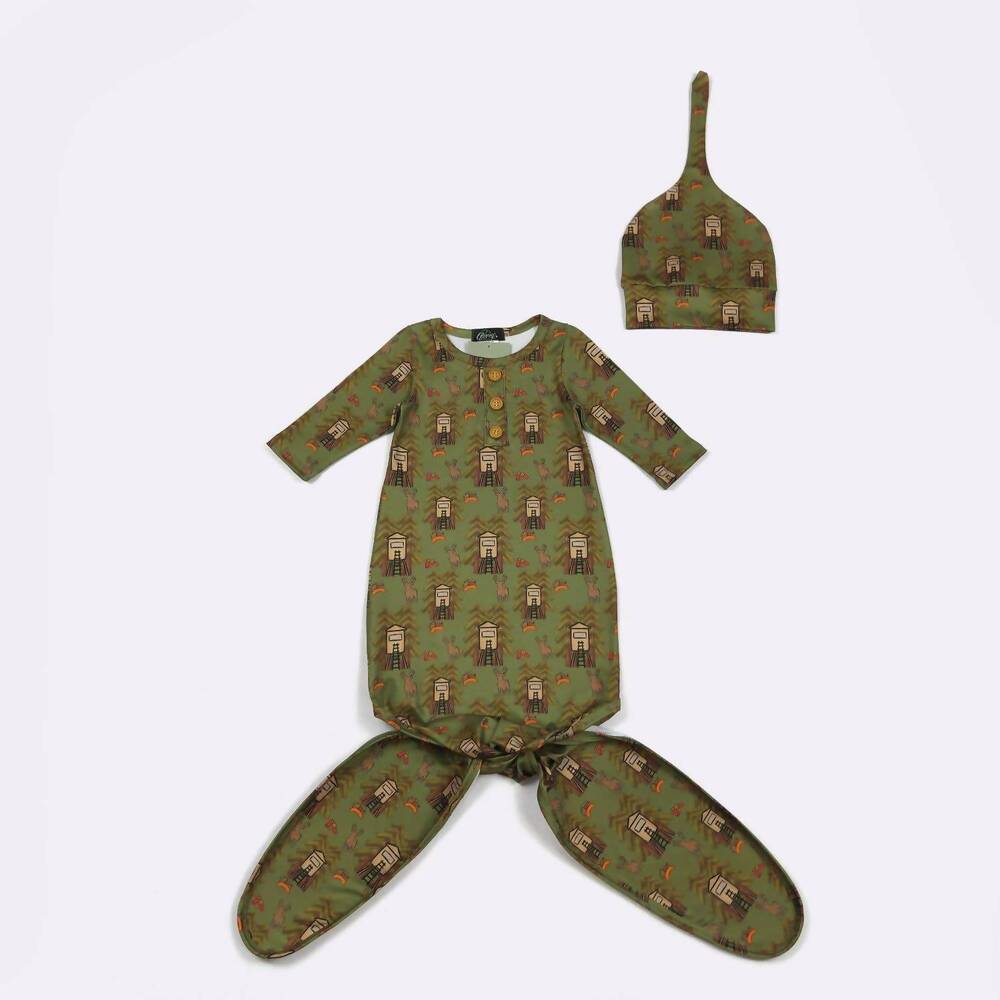 NEW CLOVER COTTAGE kid's knotted gown in tree stand